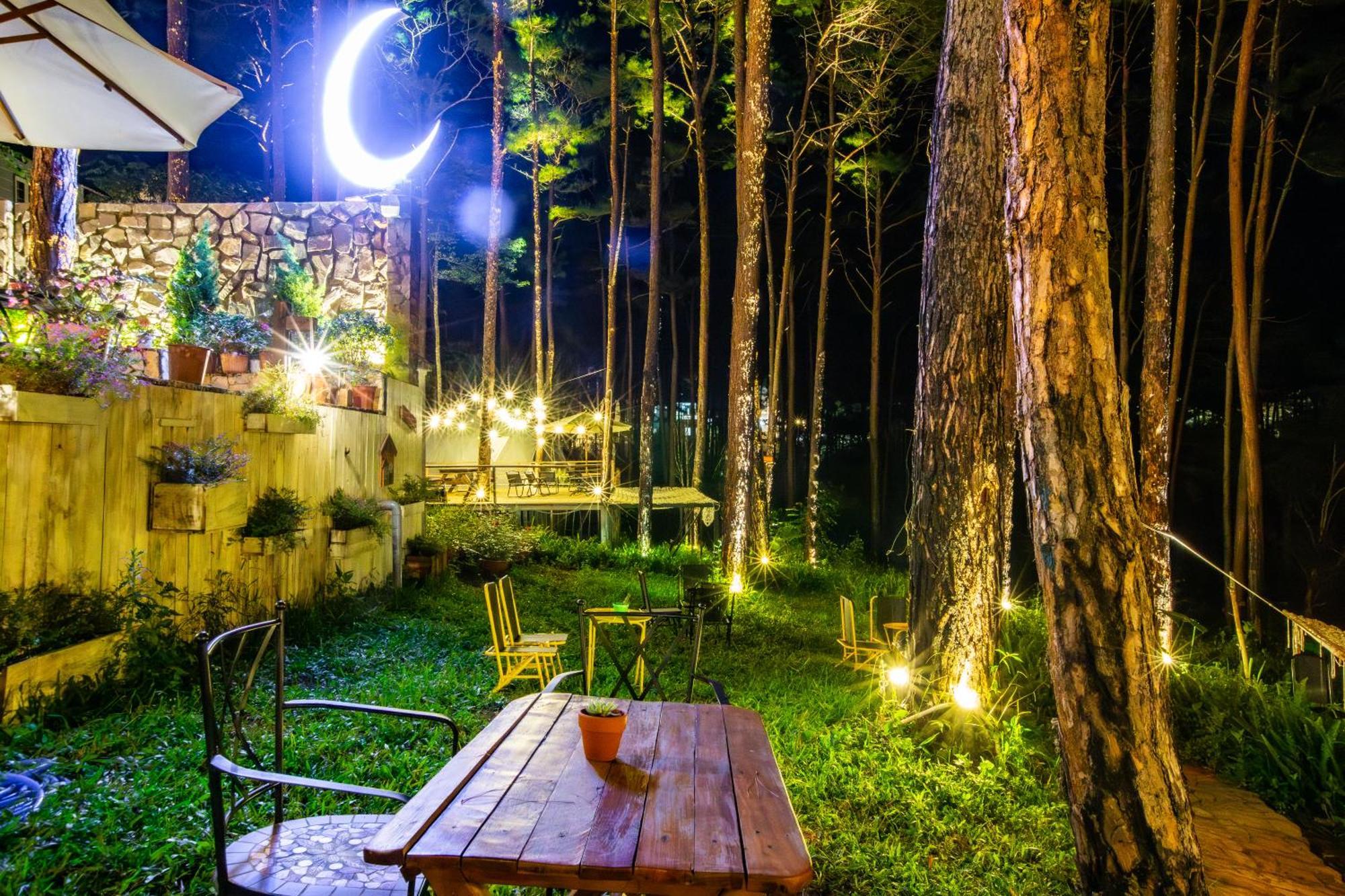 De Vivre Homestay Mang Den Kon Von Kla Exteriör bild