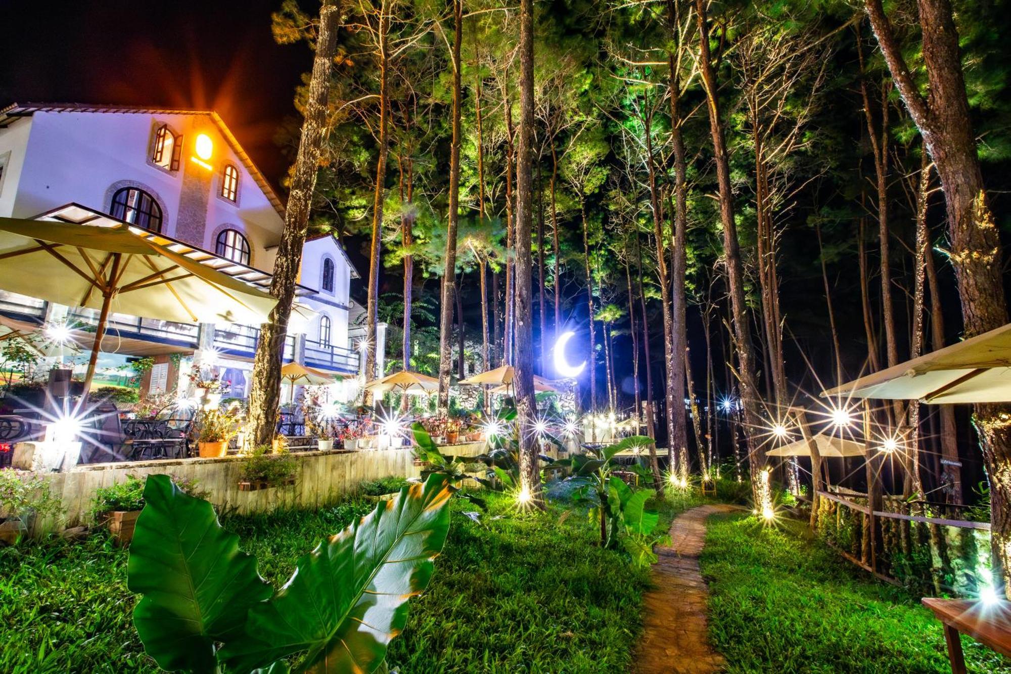 De Vivre Homestay Mang Den Kon Von Kla Exteriör bild